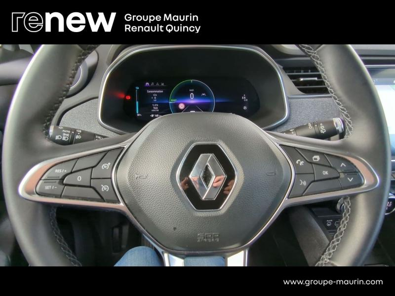 Photo 14 de l’annonce de RENAULT Zoe d’occasion à vendre à QUINCY-SOUS-SÉNART