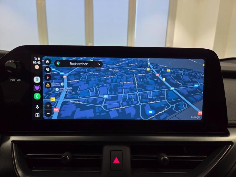 Photo 8 de l’annonce de LEXUS UX d’occasion à vendre à AUBIÈRE