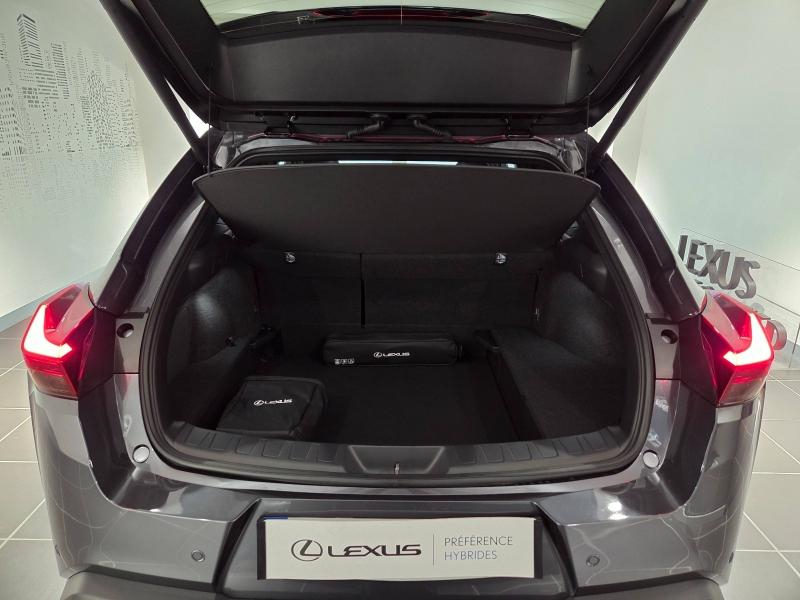 Photo 19 de l’annonce de LEXUS UX d’occasion à vendre à AUBIÈRE