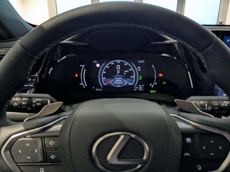 Photo 4 de l’annonce de LEXUS NX d’occasion à vendre à AUBIÈRE