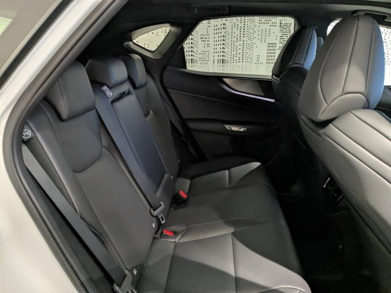 Photo 10 de l’annonce de LEXUS NX d’occasion à vendre à AUBIÈRE