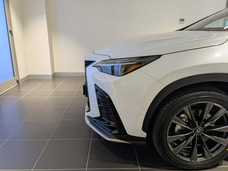 Photo 16 de l’annonce de LEXUS NX d’occasion à vendre à AUBIÈRE