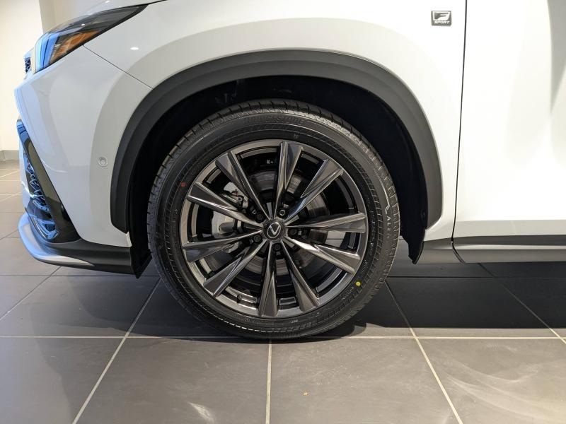 Photo 17 de l’annonce de LEXUS NX d’occasion à vendre à AUBIÈRE