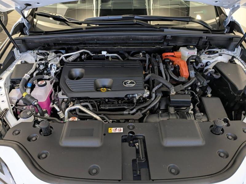 Photo 18 de l’annonce de LEXUS NX d’occasion à vendre à AUBIÈRE