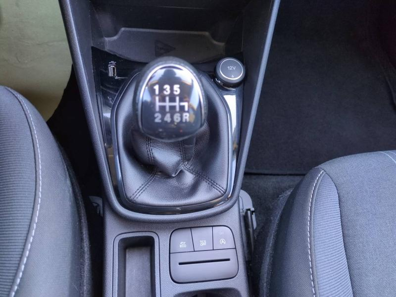 Photo 9 de l’annonce de FORD Fiesta d’occasion à vendre à NÎMES