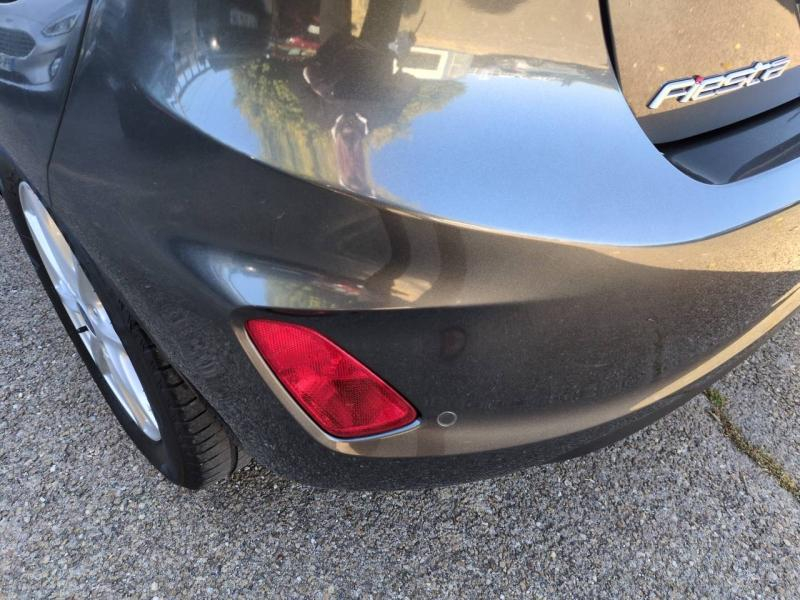Photo 18 de l’annonce de FORD Fiesta d’occasion à vendre à NÎMES