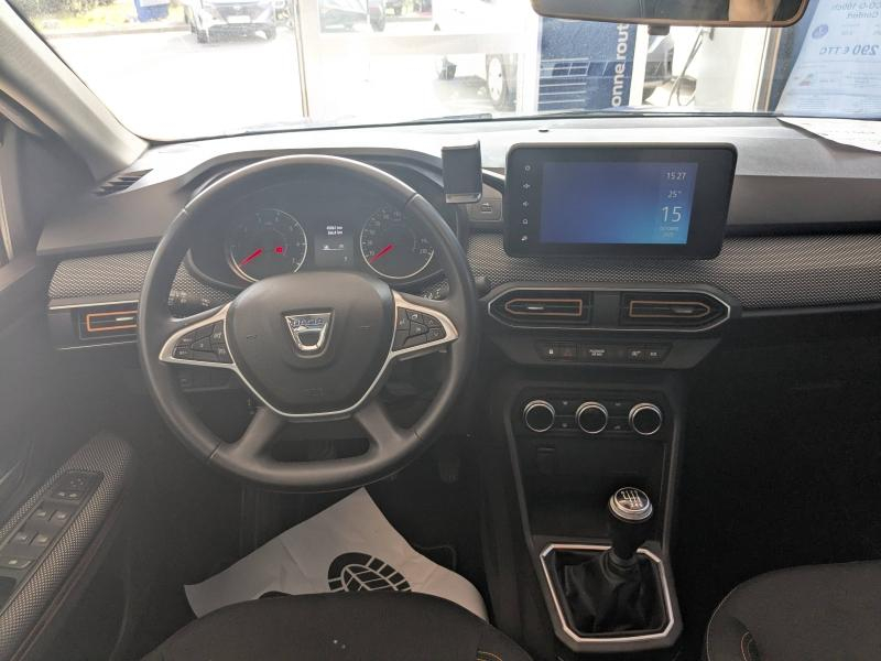 Photo 9 de l’annonce de DACIA Sandero d’occasion à vendre à ORANGE