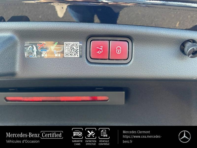 Photo 12 de l’annonce de MERCEDES-BENZ Classe C d’occasion à vendre à AUBIÈRE