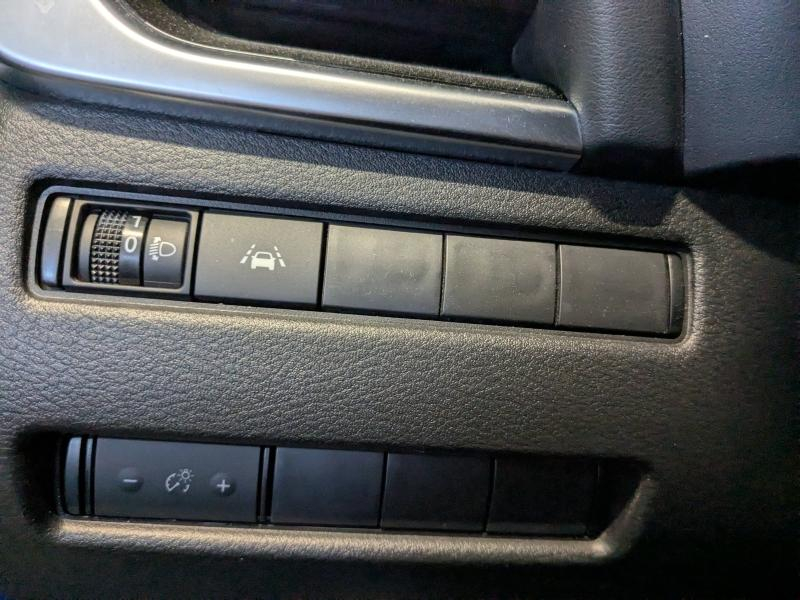 Photo 13 de l’annonce de NISSAN Qashqai d’occasion à vendre à MONTPELLIER