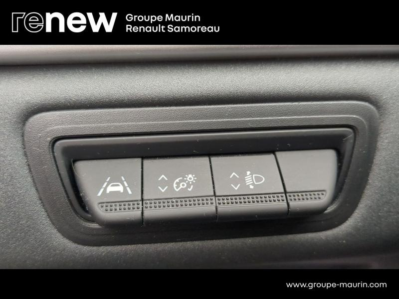 Photo 18 de l’annonce de RENAULT Captur d’occasion à vendre à SAMOREAU