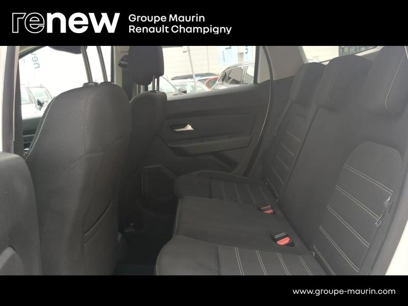 Photo 12 de l’annonce de DACIA Duster d’occasion à vendre à CHAMPIGNY-SUR-MARNE