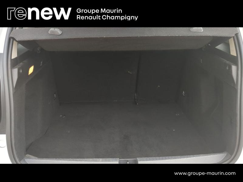 Photo 14 de l’annonce de DACIA Duster d’occasion à vendre à CHAMPIGNY-SUR-MARNE