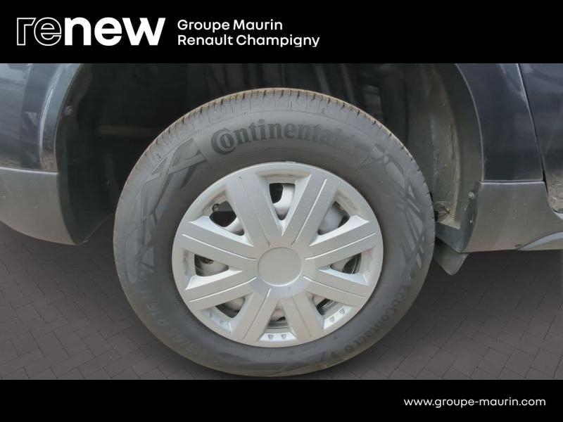 Photo 17 de l’annonce de DACIA Duster d’occasion à vendre à CHAMPIGNY-SUR-MARNE