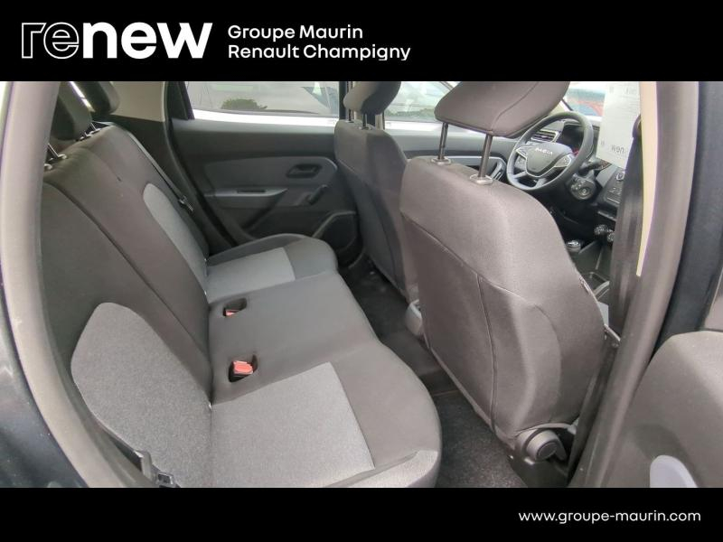 Photo 19 de l’annonce de DACIA Duster d’occasion à vendre à CHAMPIGNY-SUR-MARNE