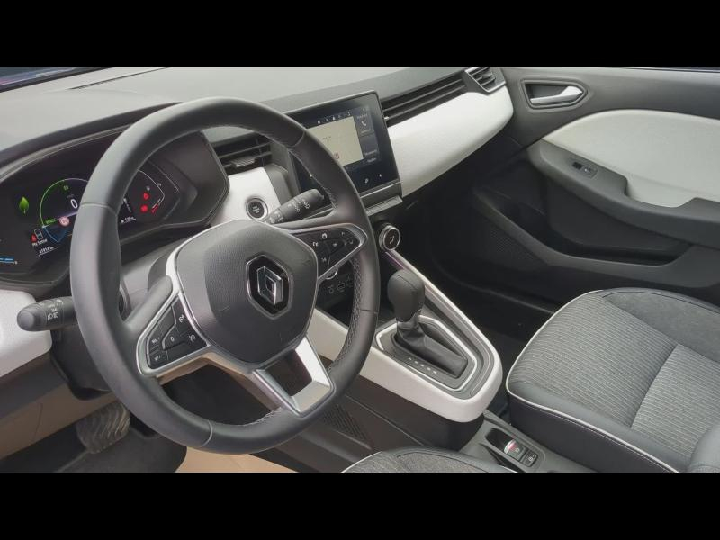 Photo 9 de l’annonce de RENAULT Clio d’occasion à vendre à PERPIGNAN
