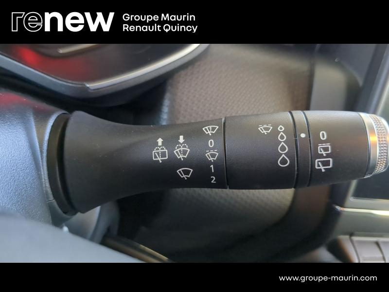 Photo 12 de l’annonce de RENAULT Clio d’occasion à vendre à QUINCY-SOUS-SÉNART