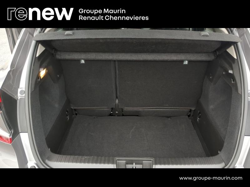Photo 8 de l’annonce de RENAULT Captur d’occasion à vendre à CHENNEVIÈRES-SUR-MARNE
