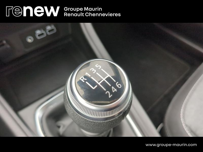 Photo 16 de l’annonce de RENAULT Captur d’occasion à vendre à CHENNEVIÈRES-SUR-MARNE