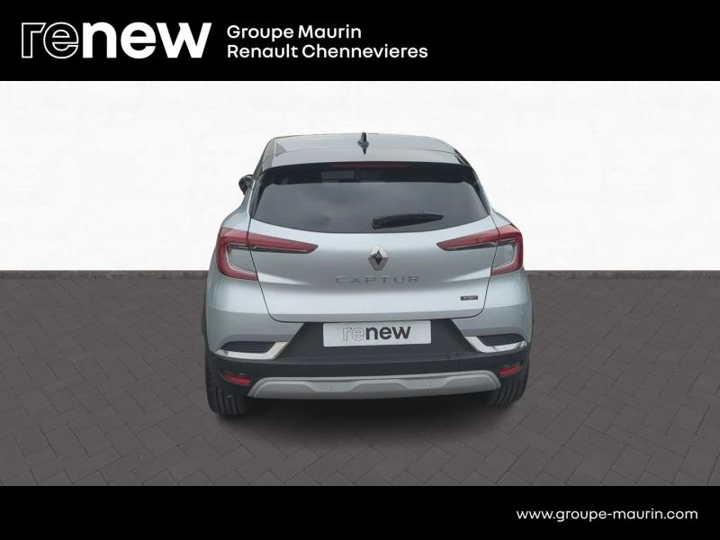 Photo 7 de l’annonce de RENAULT Captur d’occasion à vendre à CHENNEVIÈRES-SUR-MARNE