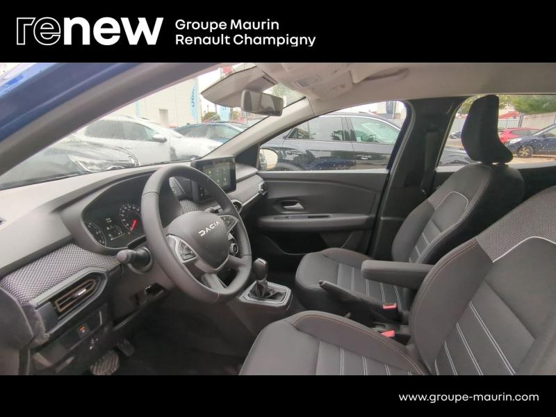 Photo 10 de l’annonce de DACIA Sandero d’occasion à vendre à CHENNEVIÈRES-SUR-MARNE