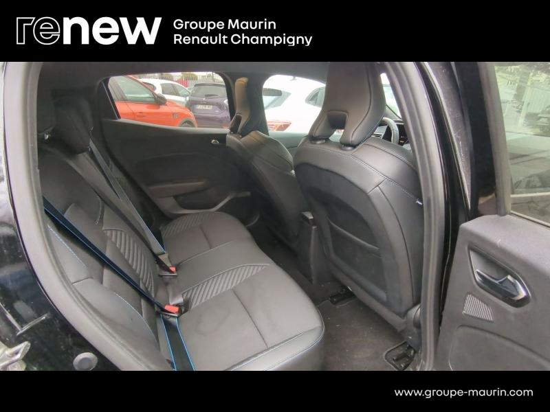 Photo 16 de l’annonce de RENAULT Clio d’occasion à vendre à CHAMPIGNY-SUR-MARNE