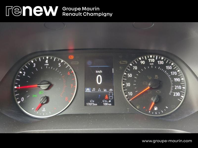 Photo 10 de l’annonce de RENAULT Captur d’occasion à vendre à CHAMPIGNY-SUR-MARNE