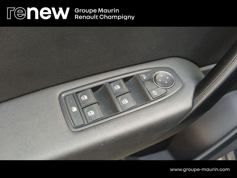 Photo 19 de l’annonce de RENAULT Captur d’occasion à vendre à CHAMPIGNY-SUR-MARNE