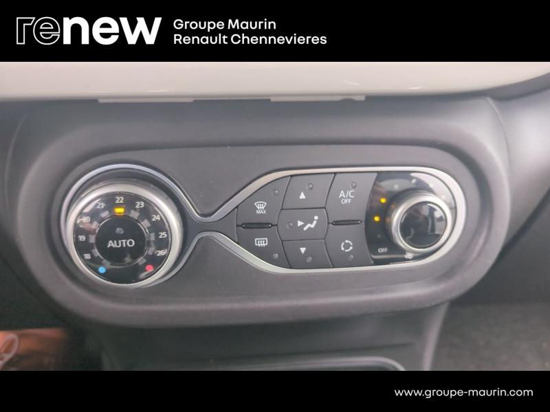 Photo 16 de l’annonce de RENAULT Twingo d’occasion à vendre à CHAMPIGNY-SUR-MARNE
