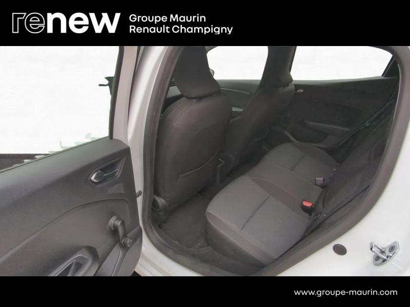 Photo 13 de l’annonce de RENAULT Clio d’occasion à vendre à CHAMPIGNY-SUR-MARNE