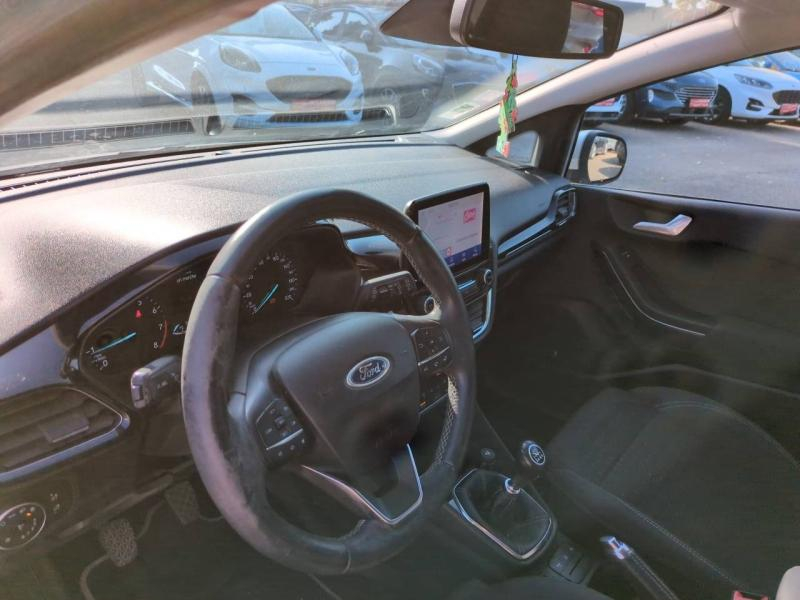 Photo 14 de l’annonce de FORD Fiesta d’occasion à vendre à NÎMES