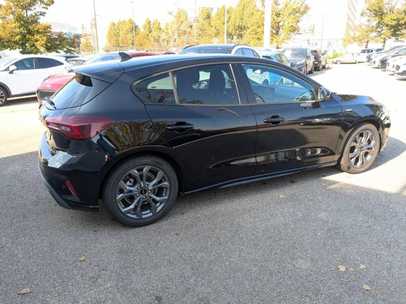 Photo 5 de l’annonce de FORD Focus d’occasion à vendre à MARSEILLE