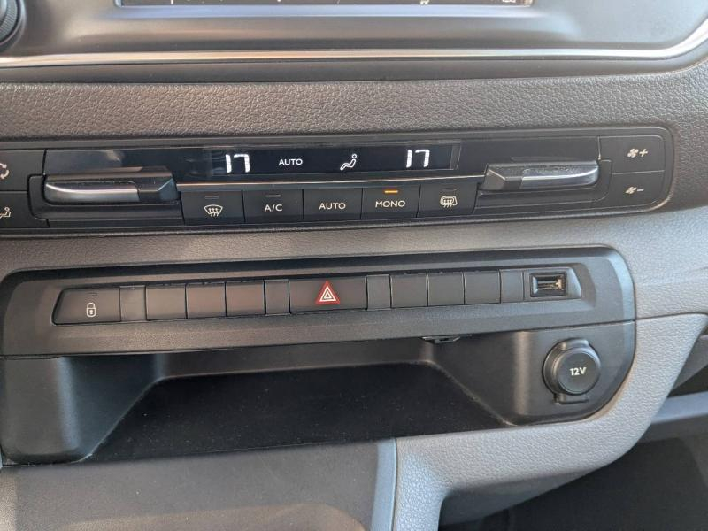 group.seo.links.detann.title Photo 14 de l’annonce de CITROEN Jumpy Fg VUL d’occasion à vendre à AIX-EN-PROVENCE