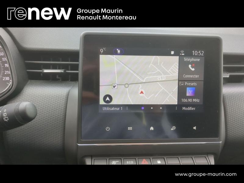 Photo 12 de l’annonce de RENAULT Clio d’occasion à vendre à VARENNES SUR SEINE