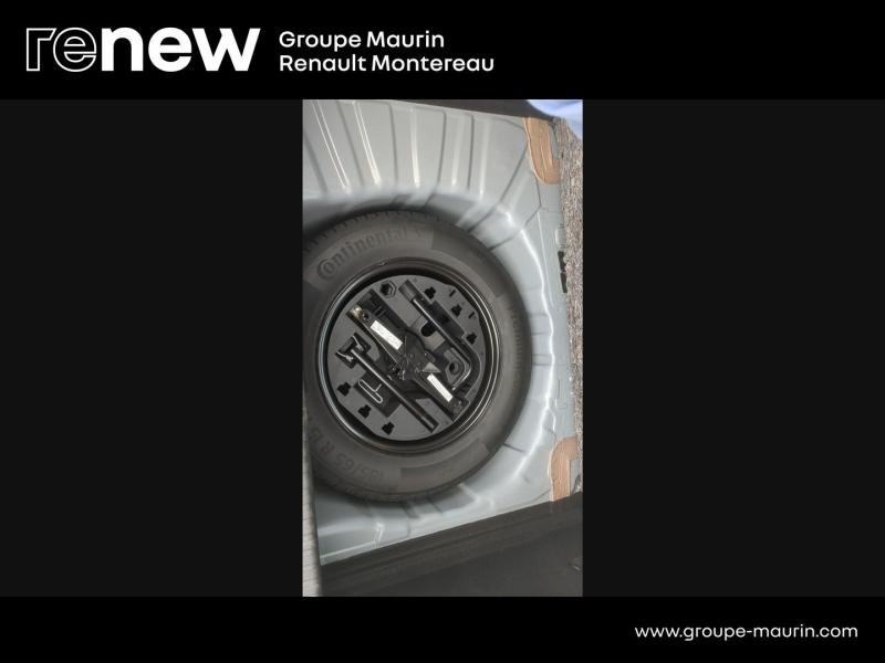 Photo 14 de l’annonce de RENAULT Clio d’occasion à vendre à VARENNES SUR SEINE