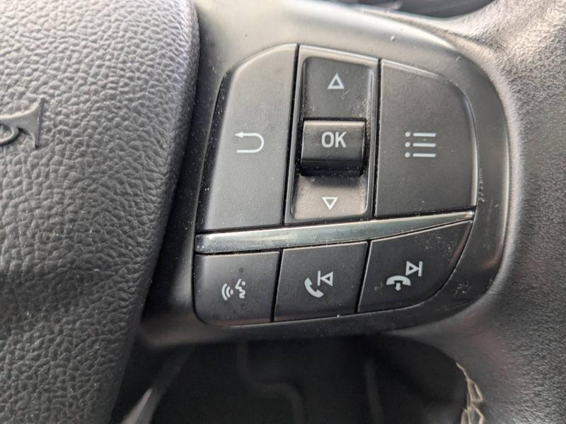 Photo 16 de l’annonce de FORD Focus Active d’occasion à vendre à MARSEILLE