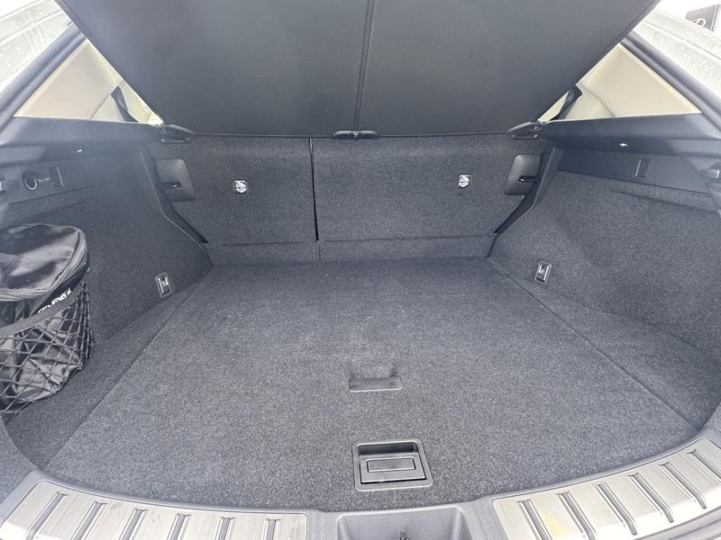 Photo 4 de l’annonce de LEXUS NX d’occasion à vendre à MONTFAVET