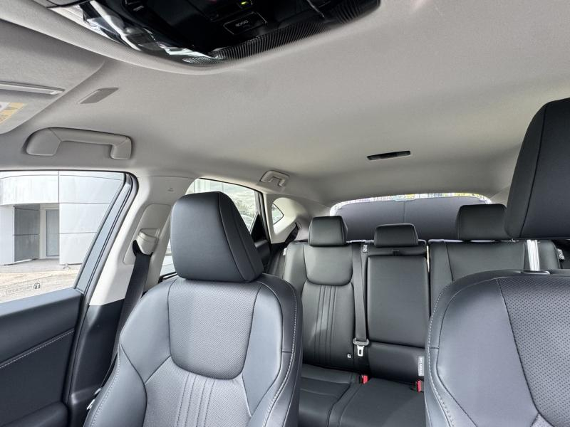 Photo 6 de l’annonce de LEXUS NX d’occasion à vendre à MONTFAVET