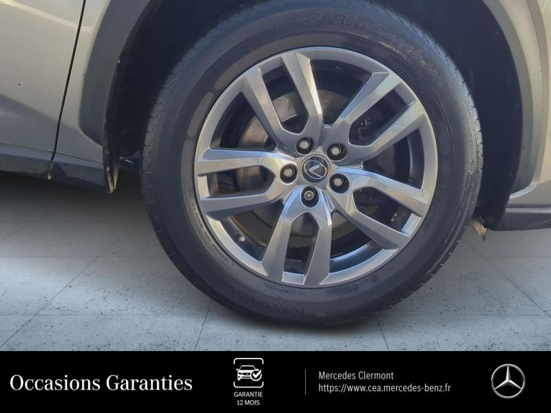 Photo 7 de l’annonce de LEXUS NX d’occasion à vendre à AUBIÈRE