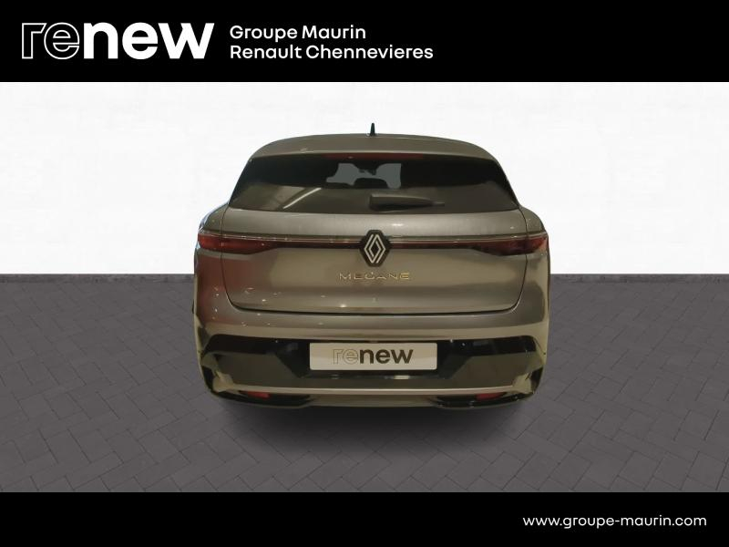 Photo 6 de l’annonce de RENAULT Megane d’occasion à vendre à CHENNEVIÈRES-SUR-MARNE