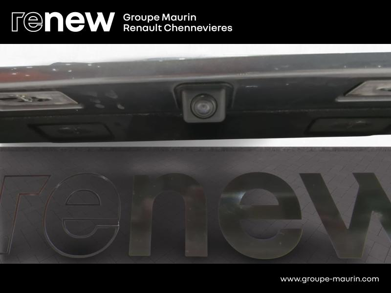 Photo 20 de l’annonce de RENAULT Megane d’occasion à vendre à CHENNEVIÈRES-SUR-MARNE