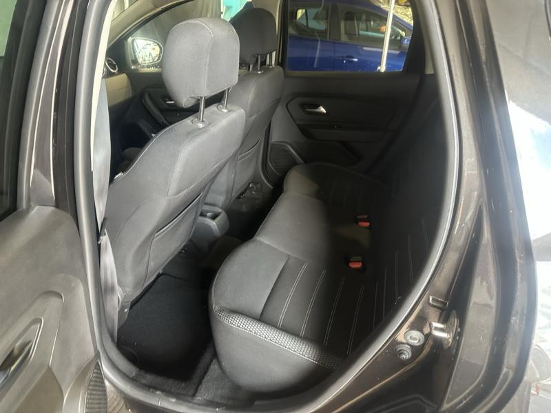 Photo 10 de l’annonce de DACIA Duster d’occasion à vendre à CHENNEVIÈRES-SUR-MARNE