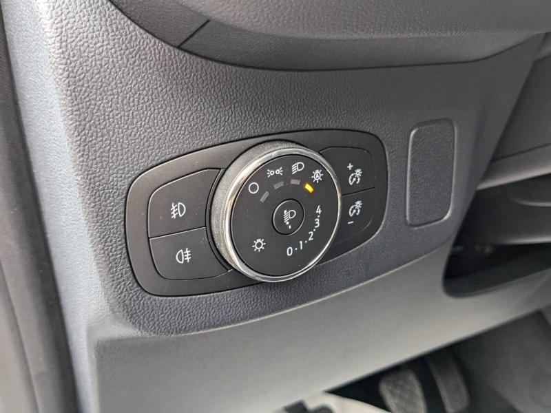 Photo 10 de l’annonce de FORD Puma d’occasion à vendre à AIX-EN-PROVENCE