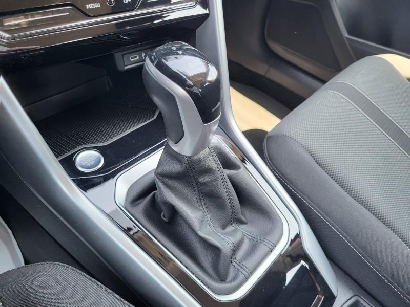 group.seo.links.detann.title Photo 5 de l’annonce de VOLKSWAGEN T-Roc d’occasion à vendre à ANNECY