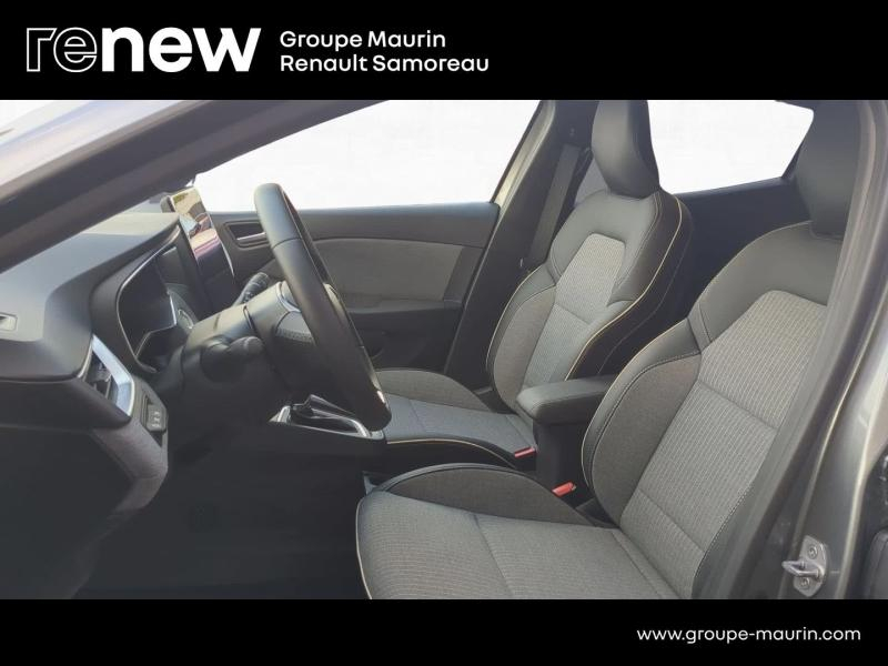 Photo 19 de l’annonce de RENAULT Clio d’occasion à vendre à SAMOREAU