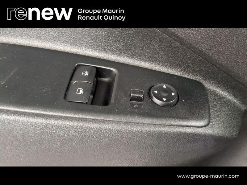 Photo 13 de l’annonce de HYUNDAI i10 d’occasion à vendre à QUINCY-SOUS-SÉNART