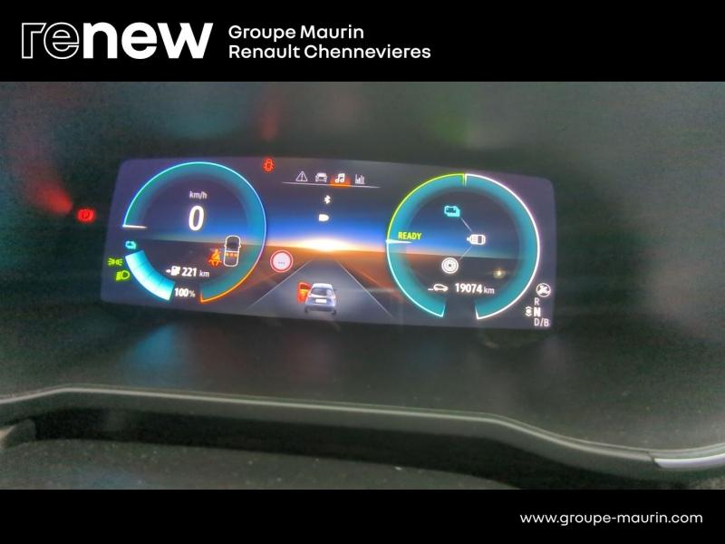 Photo 10 de l’annonce de RENAULT Zoe d’occasion à vendre à CHENNEVIÈRES-SUR-MARNE