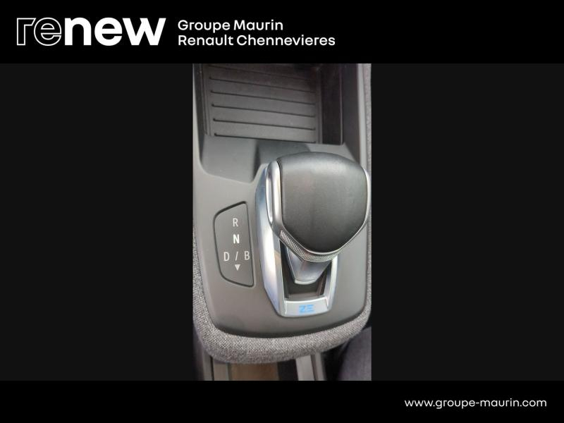 Photo 17 de l’annonce de RENAULT Zoe d’occasion à vendre à CHENNEVIÈRES-SUR-MARNE