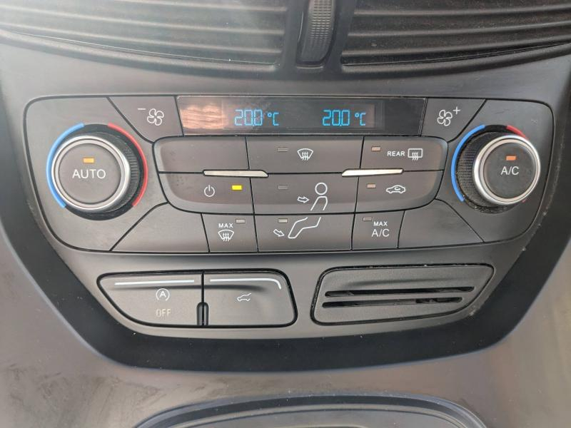 Photo 20 de l’annonce de FORD Kuga d’occasion à vendre à BRIGNOLES