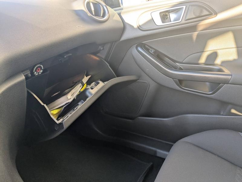 Photo 9 de l’annonce de FORD Fiesta d’occasion à vendre à CARCASSONNE