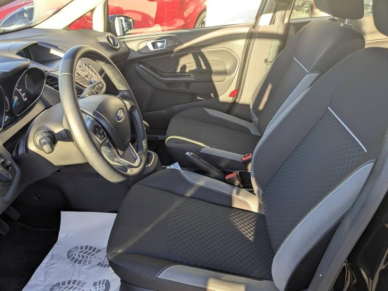 Photo 10 de l’annonce de FORD Fiesta d’occasion à vendre à CARCASSONNE